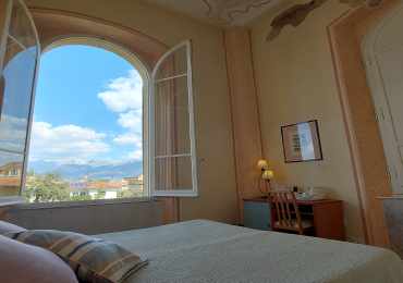 Camere &copy; 